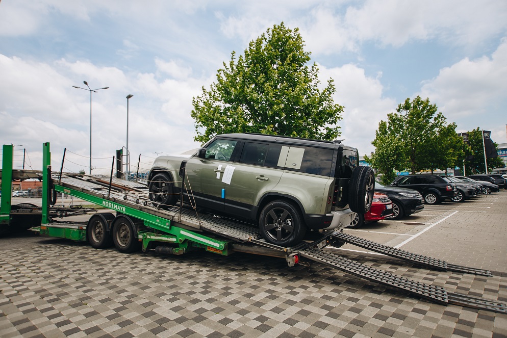 Land Rover Defender