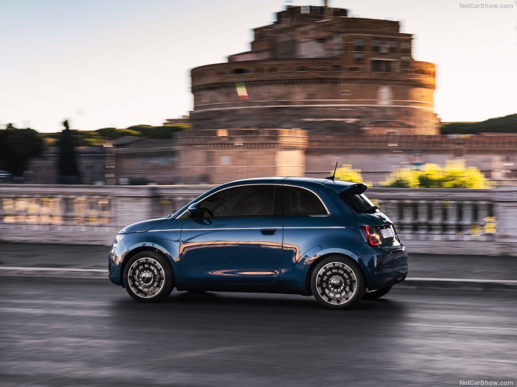Fiat 500e HB