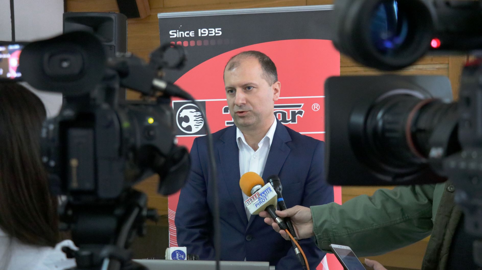 obracanje Ilica povodom proslave 85 rodjendana drzavne kompanije Tigar ad